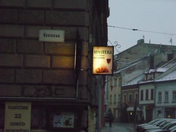 Vývěsní cedule - Vinotéka a vinárna Kaštánek