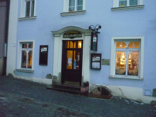 Vchod do Restaurace U Bakaláře