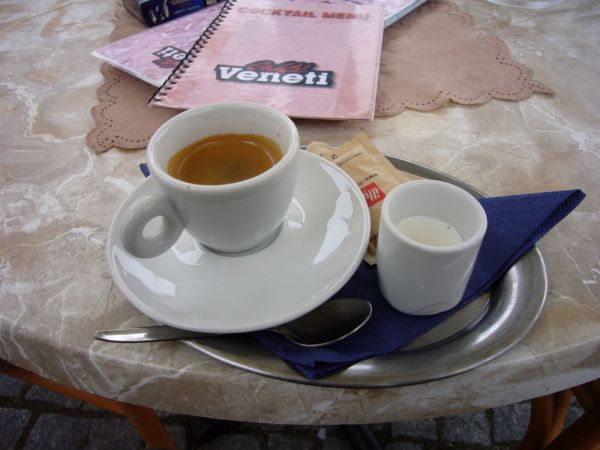 Illy espresso v Caffé Veneti